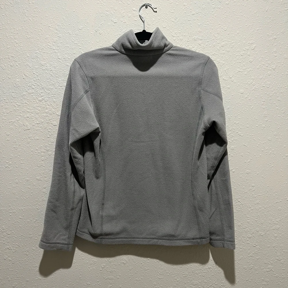 Women’s Patagonia Navy Blue Micro-D Fleece Pullover Sweater SMALL 100% polyester - Picture 2 of 5
